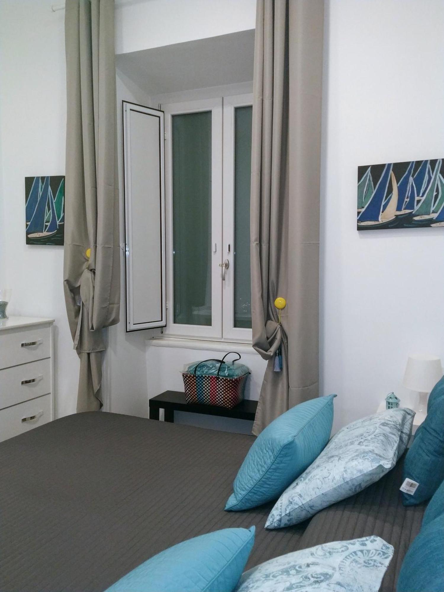 Margherita'S Apartment 살레르노 외부 사진