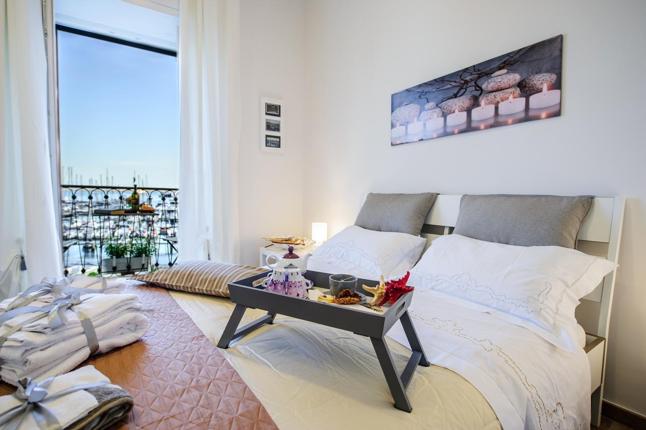 Margherita'S Apartment 살레르노 외부 사진