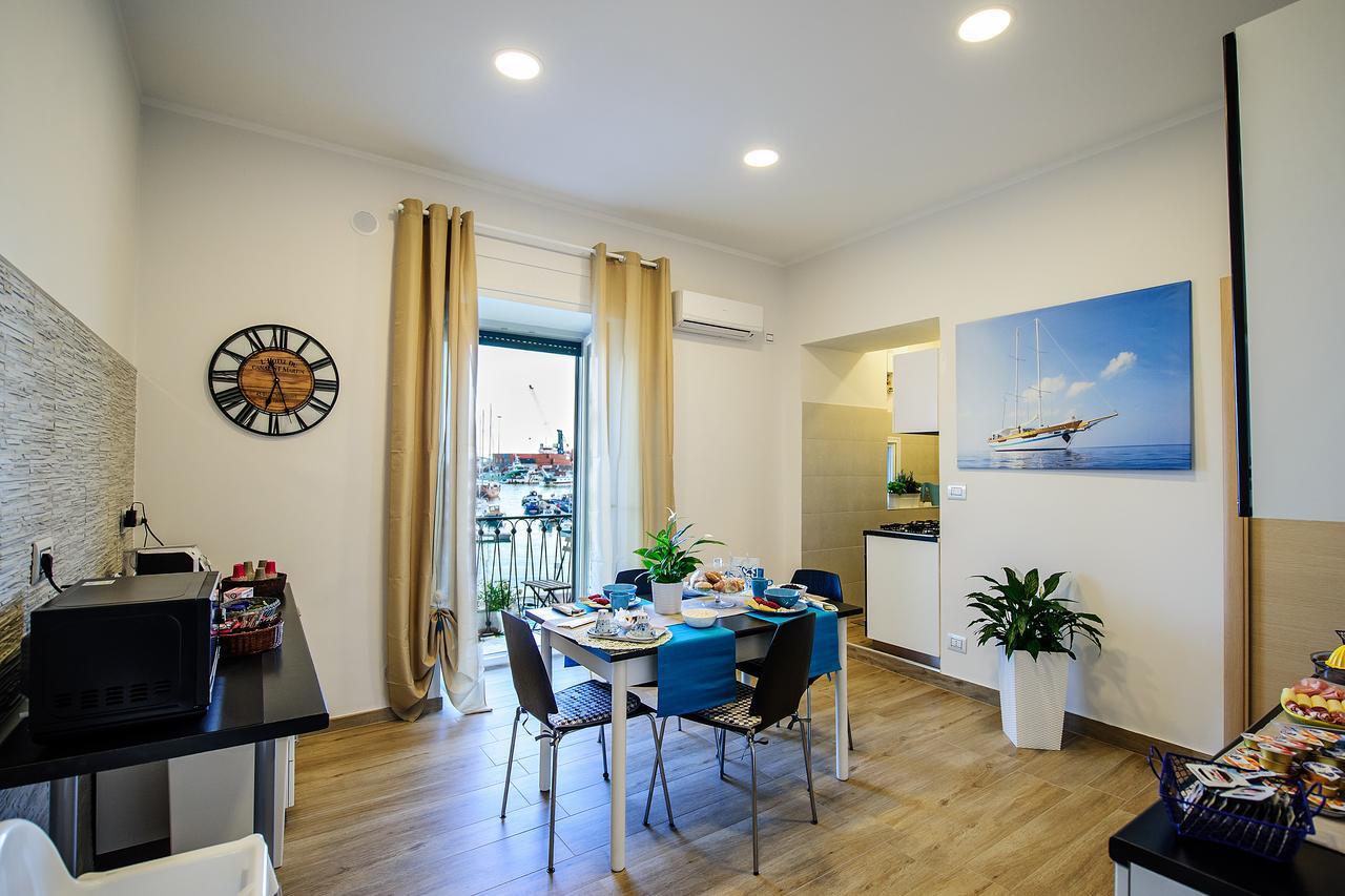 Margherita'S Apartment 살레르노 외부 사진