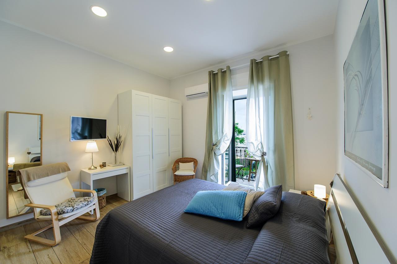 Margherita'S Apartment 살레르노 외부 사진