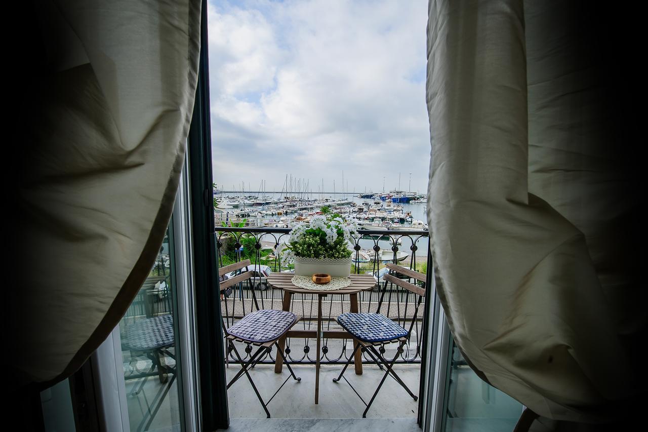 Margherita'S Apartment 살레르노 외부 사진
